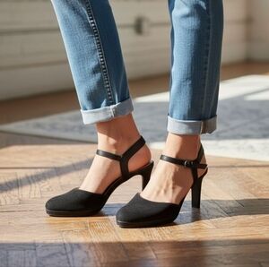 Naturalizer Black Heeled Shoes - 9 Wide